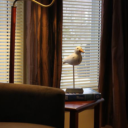 White Cedar Inn Bed And Breakfast ฟรีพอร์ต ภายนอก รูปภาพ